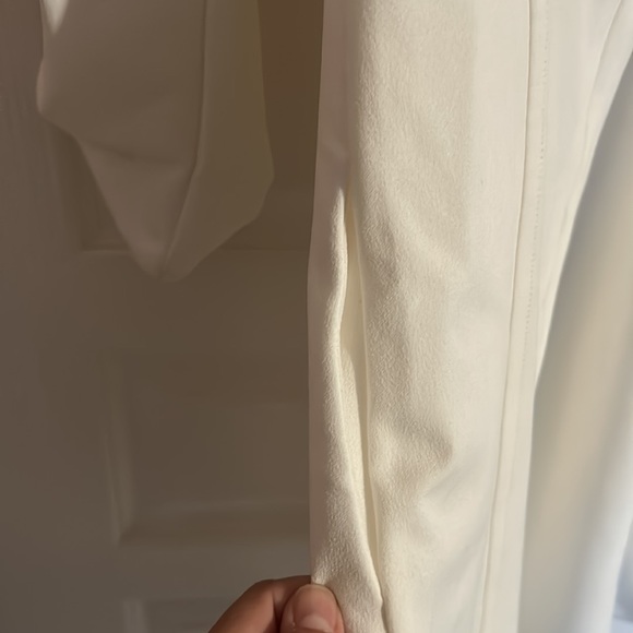 Lark & Ro Women's Gathered 3/4 Sleeve Crew Neck Fit and Flare Dress with Pockets - Picture 7 of 7